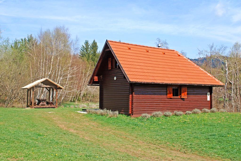 Chalets Zelena Vrata 퓨지네 외부 사진